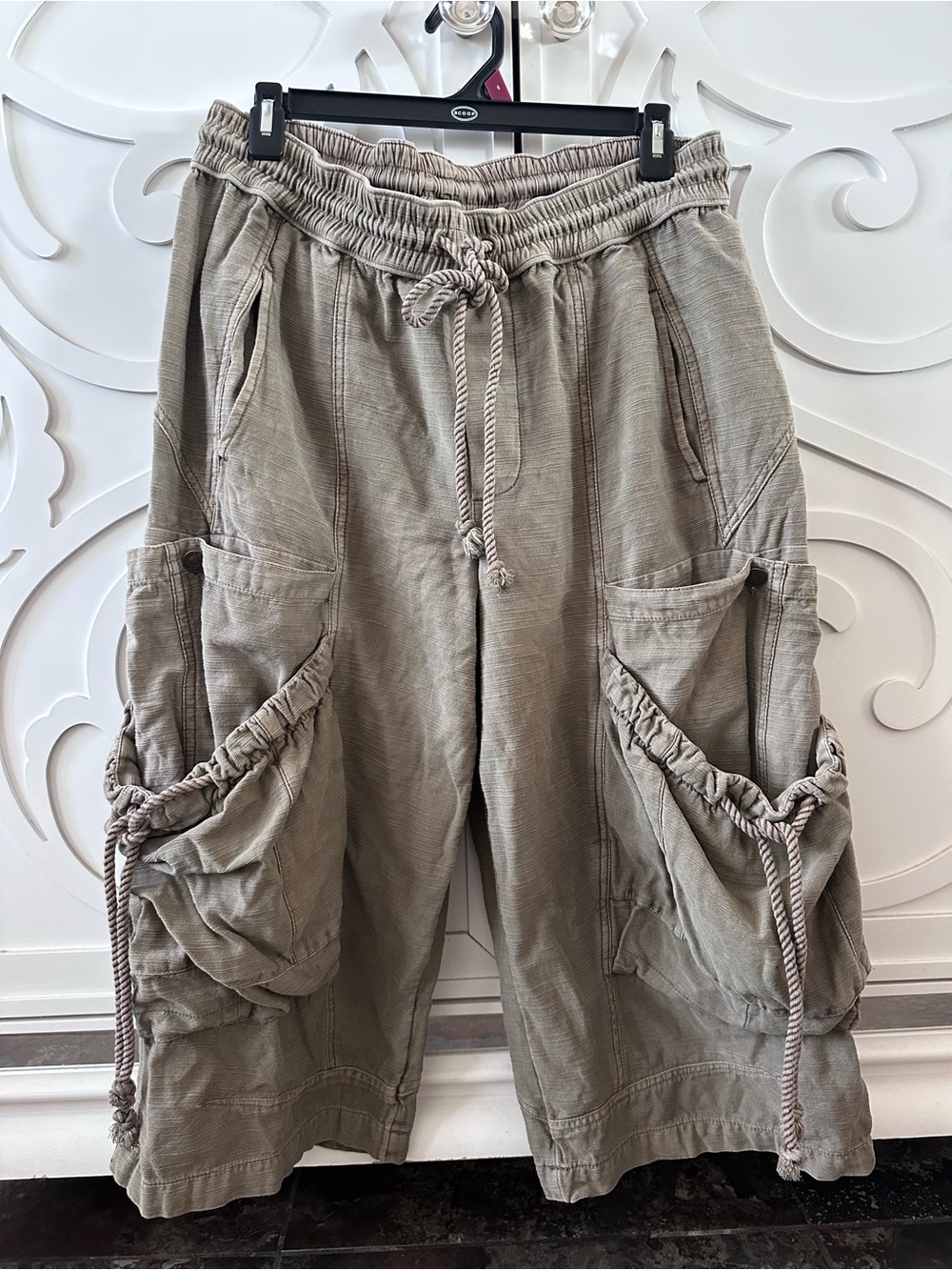 Free People Aston pull on cargo cropped pants